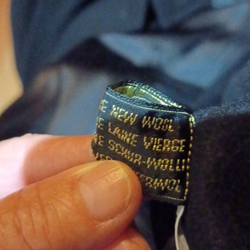 INTERNATIONAL SCENE Vintage Made In Hungary 100% Wool Black Trench Coat 9/10 - Picture 14 of 15